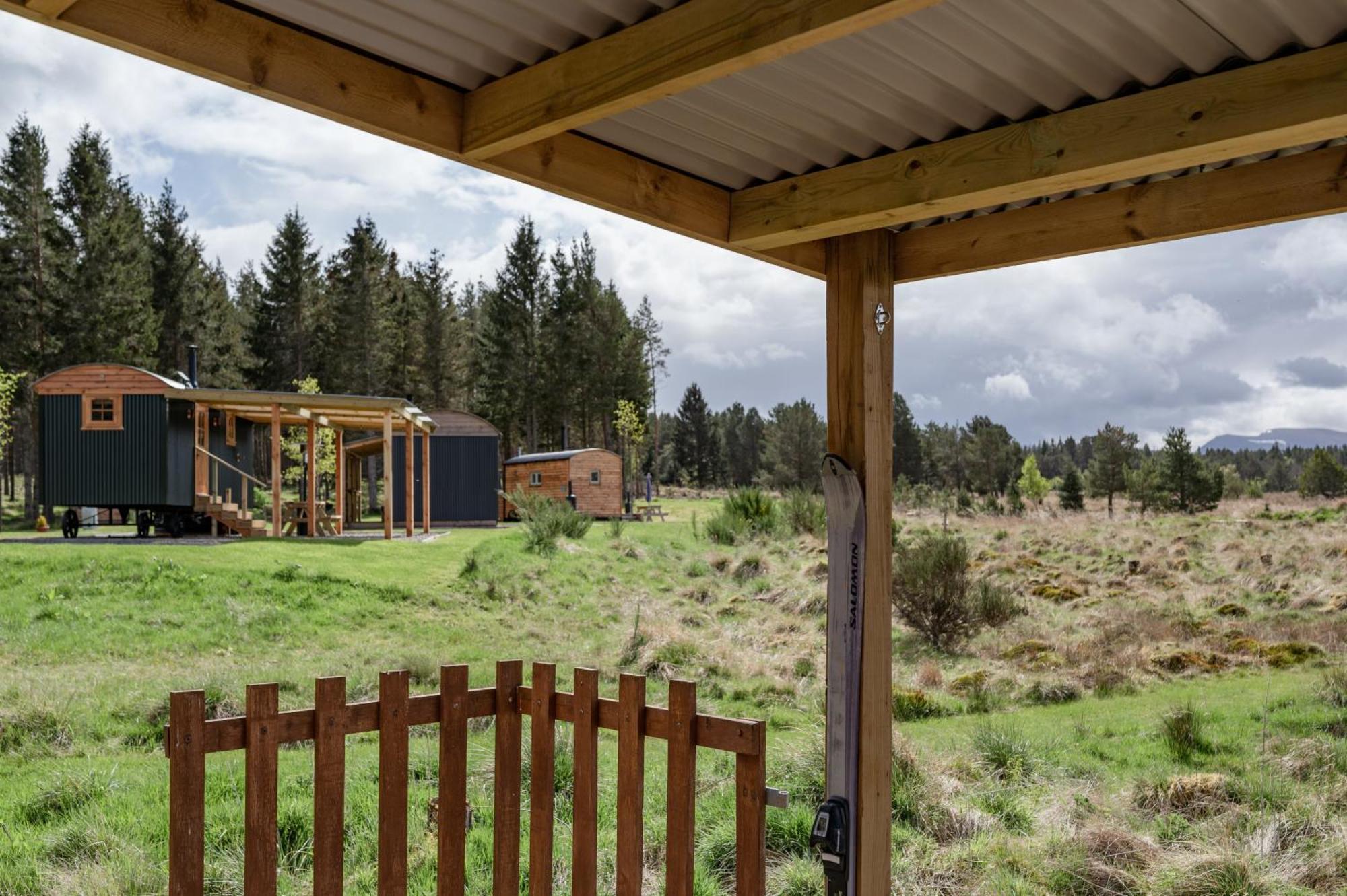 Highland Shepherd Huts Nethy Bridge Room photo
